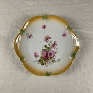 Vintage Bavaria Lusterware Decorative Hand Painted Plate 9-1/2” Excellent